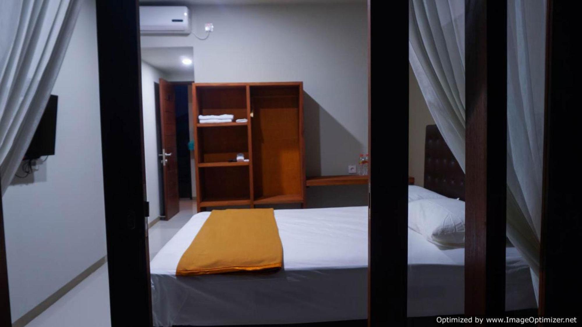 Hastina Hotel Lombok 마타람 외부 사진
