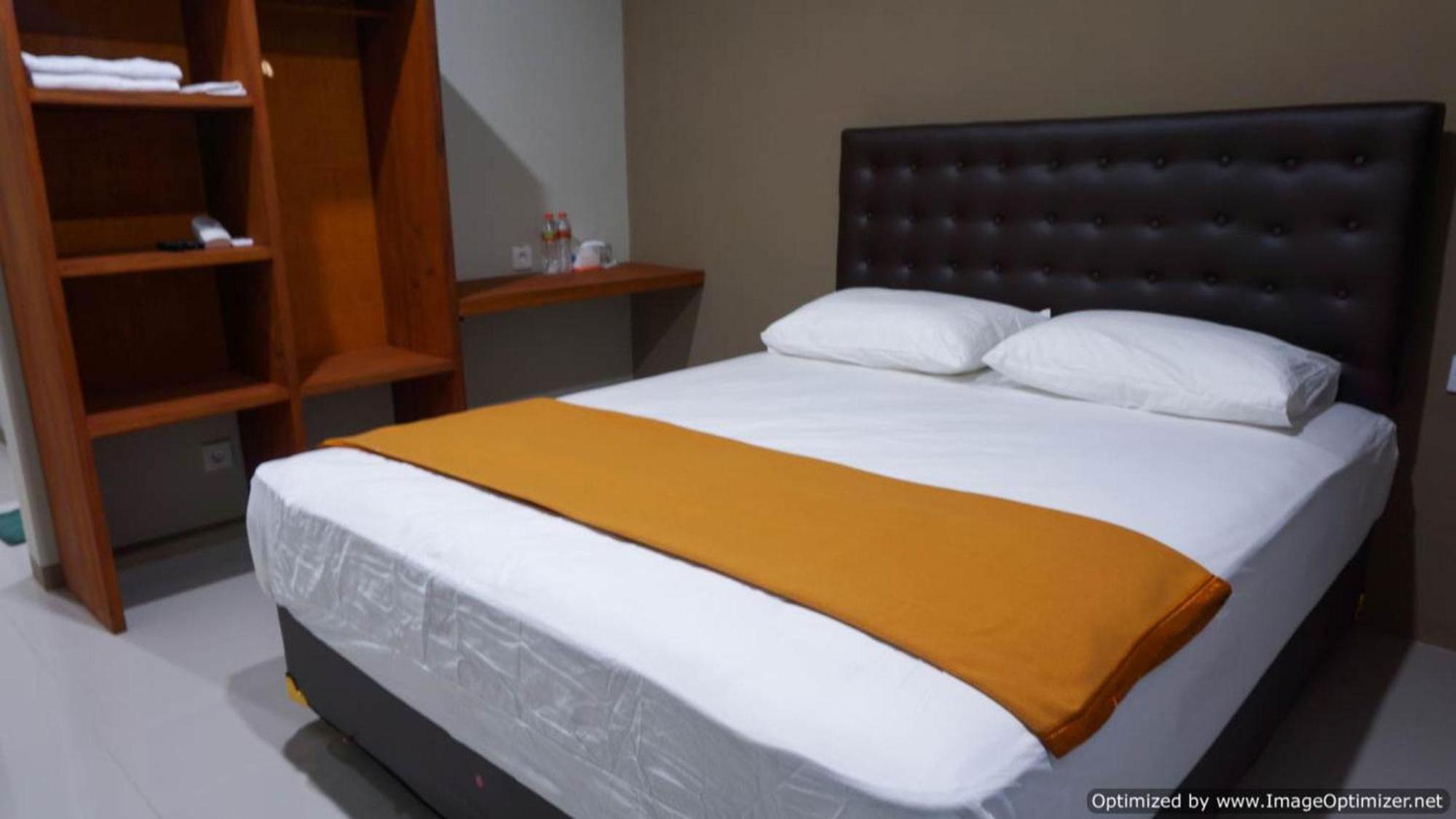 Hastina Hotel Lombok 마타람 외부 사진