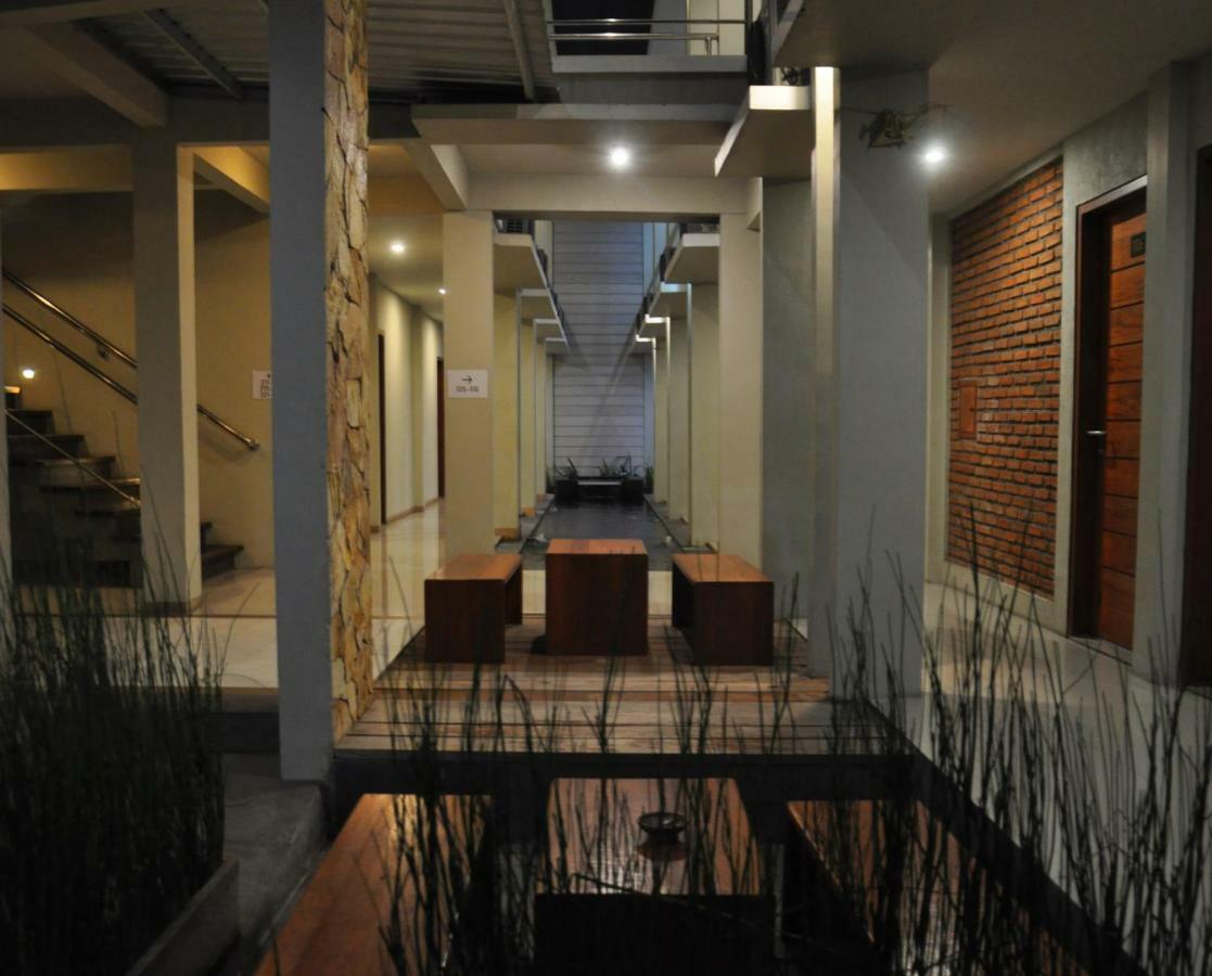 Hastina Hotel Lombok 마타람 외부 사진